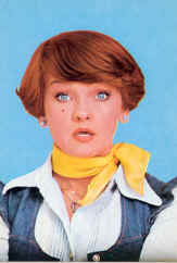 Portraits -1- '70 - Margareta cu cercei bleu.jpg (111315 bytes)